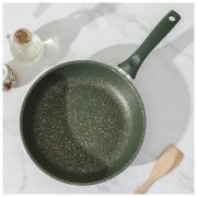 Сковорода KUKMARA Trendy style malachite 260tsml а/пр литая 26см съемн/руч